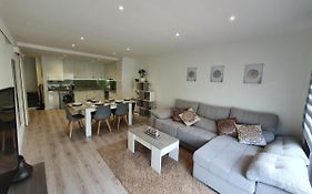 Moderno Duplex y piscina